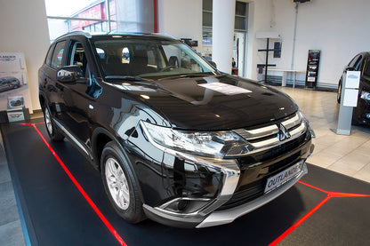 Lastskydd Mitsubishi Outlander III facelift 2015–2017, facelift 2017–2022 a special version med a cut for parking sensors m.fl. – Svart – detaljbild 3