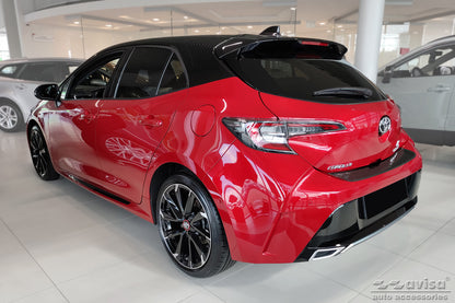 Lastskydd Toyota Corolla XII halvkombi 2018+ / Toyota Corolla XII GR Sport halvkombi 2019+ – Svart – detaljbild 2