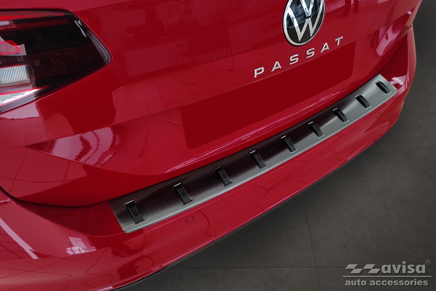 Lastskydd Strong Edition Volkswagen Passat B8 variant/ R-line/ Alltrack/ GTE 2014–2019, facelift 2019–2023 – Svart – detaljbild 3
