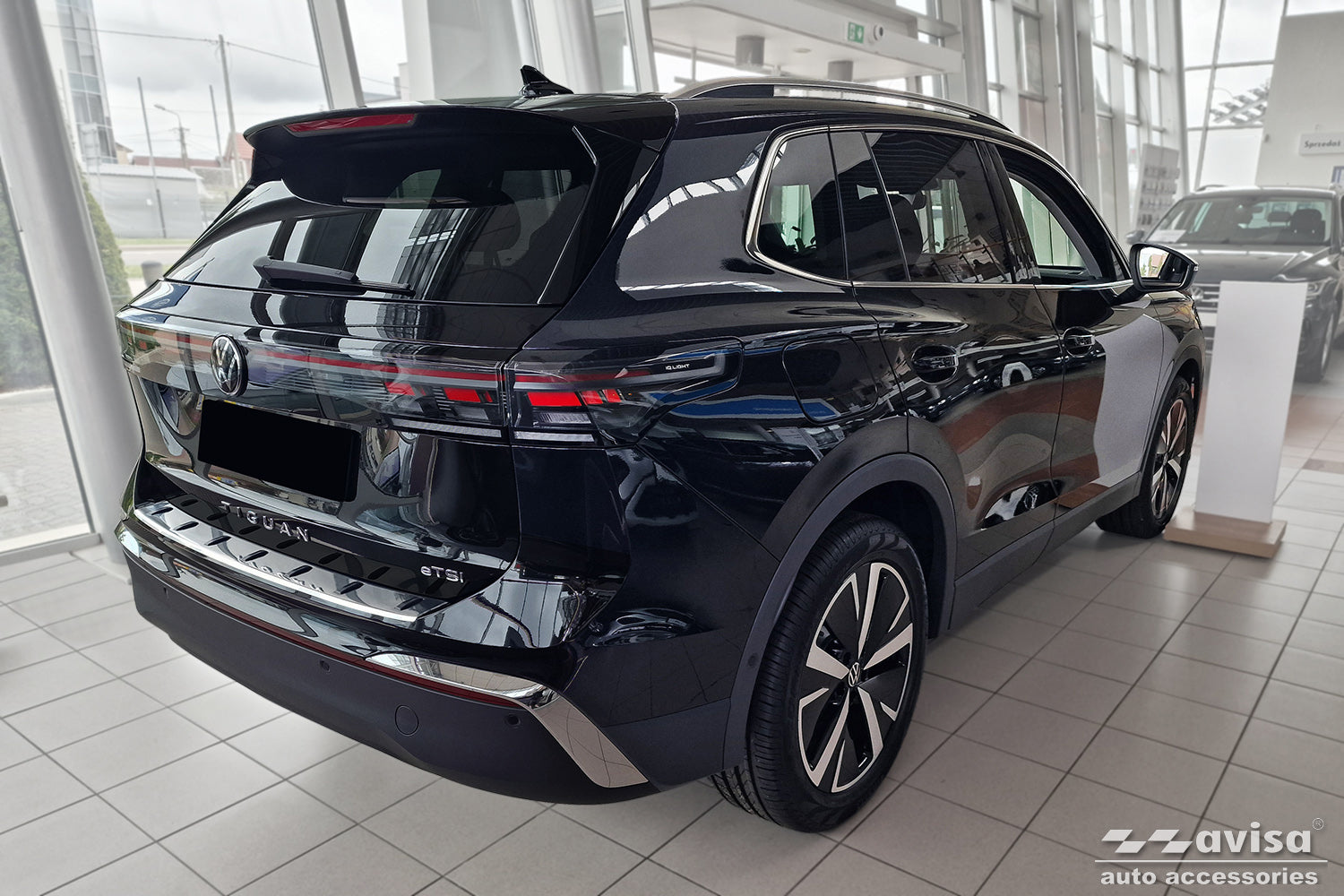 Lastskydd Strong Edition Volkswagen Tiguan III 2024+ – Silver satin – detaljbild 2