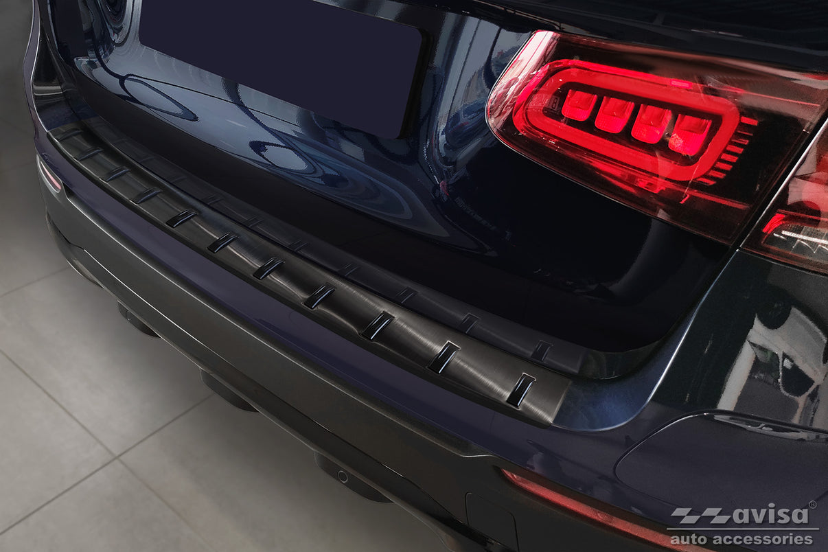 Lastskydd Strong Edition Mercedes Glc (X253) 5-dörrars/ Hybrid 2015–2019, facelift 2019–2022 – Svart – detaljbild 3