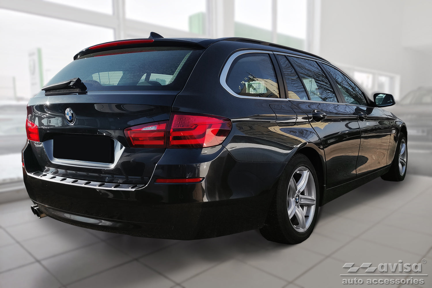 Lastskydd Strong Edition BMW 5 F11 Touring 2010–2013, facelift 2013–2017 – Silver – detaljbild 2