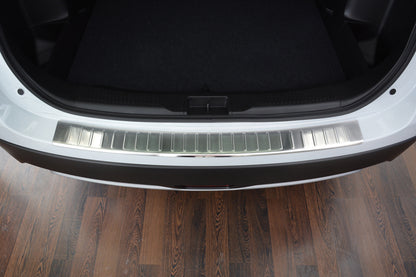 Lastskydd Suzuki SX4 S-Cross 5-dörrars 2013–2021 – Silver satin – detaljbild 2
