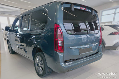 Bakluckelist Toyota Proace City Verso 2019–2024, facelift 2024+ – Spegelblank svart – detaljbild 2