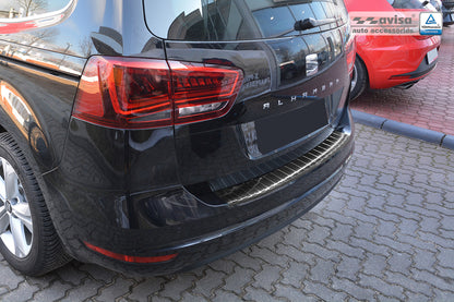 Lastskydd Seat Alhambra II 2010+ / Volkswagen Sharan II 2010+ – Svart – detaljbild 3