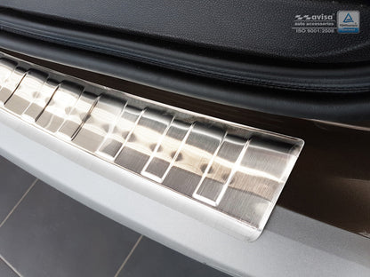 Lastskydd Dacia Duster II 2017–2021, facelift 2021–2024 – Silver satin – detaljbild 2