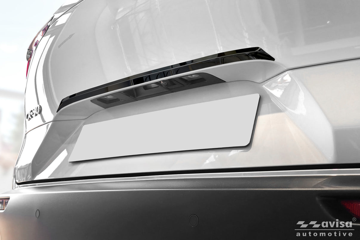 Bakluckelist Mazda CX-30 2019+ – Spegelblank svart – detaljbild 3
