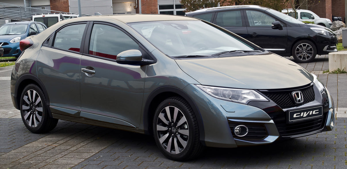 Lastskydd Honda CIVIC IX facelift 2015–2016 – Silver satin – detaljbild 2