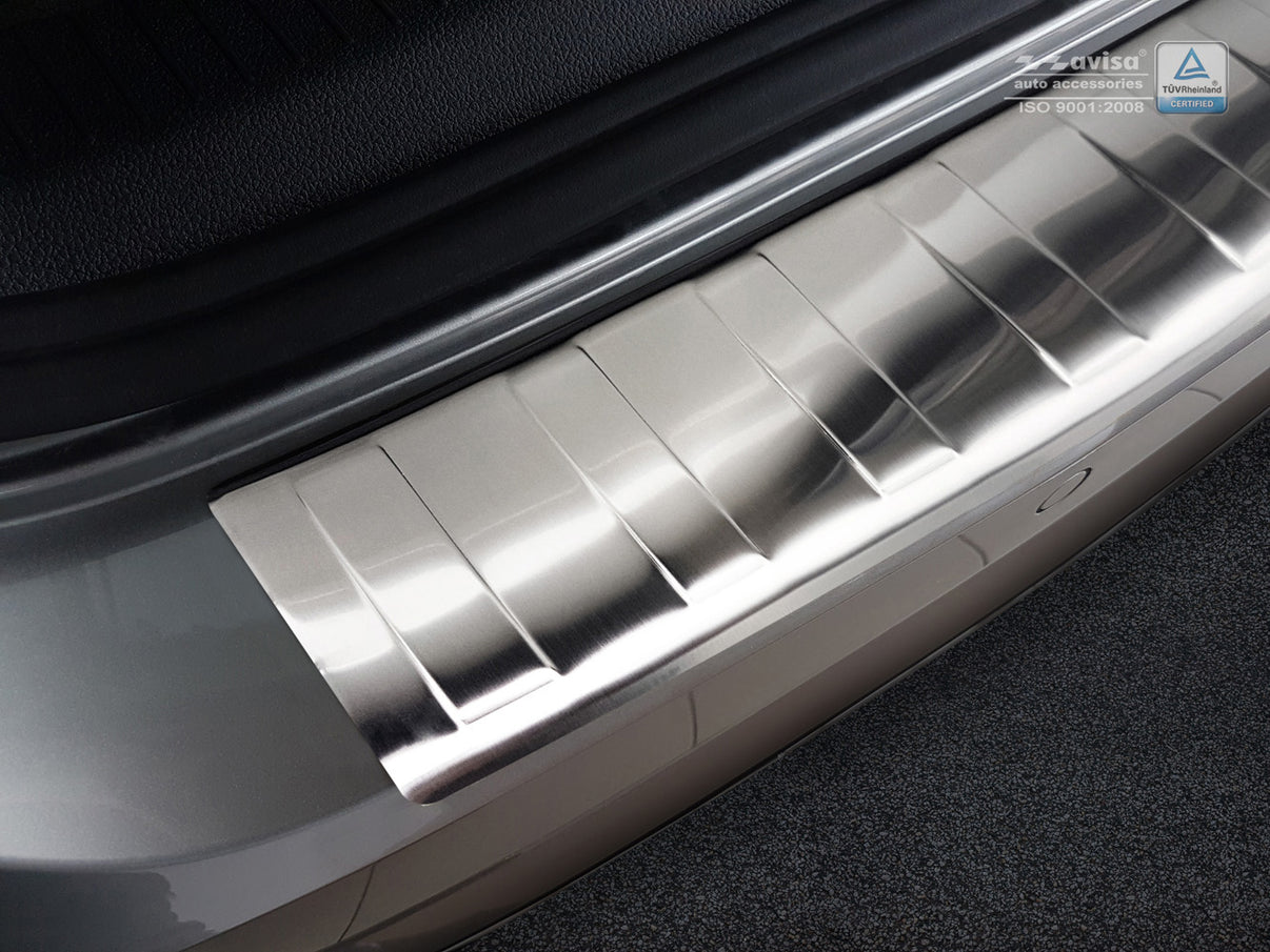 Lastskydd Volkswagen Golf VII Variant/ R-line facelift 2017–2019/ VW Golf Variant 2018 2020 Alltrack – Silver satin – detaljbild 2