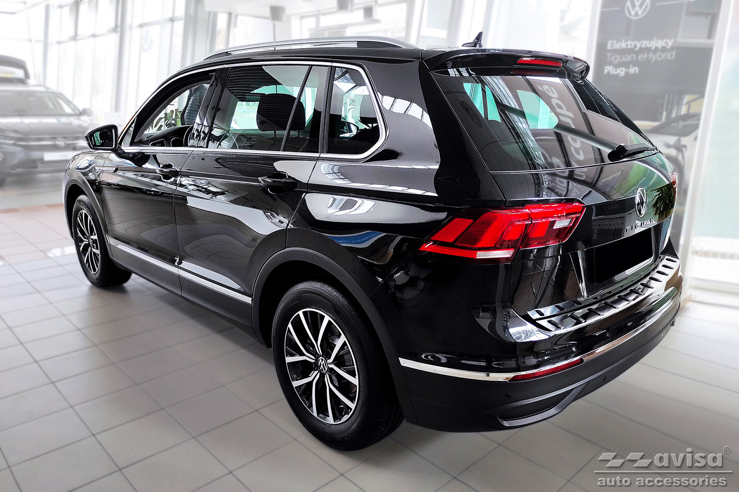 Lastskydd Strong Edition Volkswagen Tiguan II 2015–2020, facelift 2020+/ eHybrid 2020–2024 m.fl. – Silver – detaljbild 2