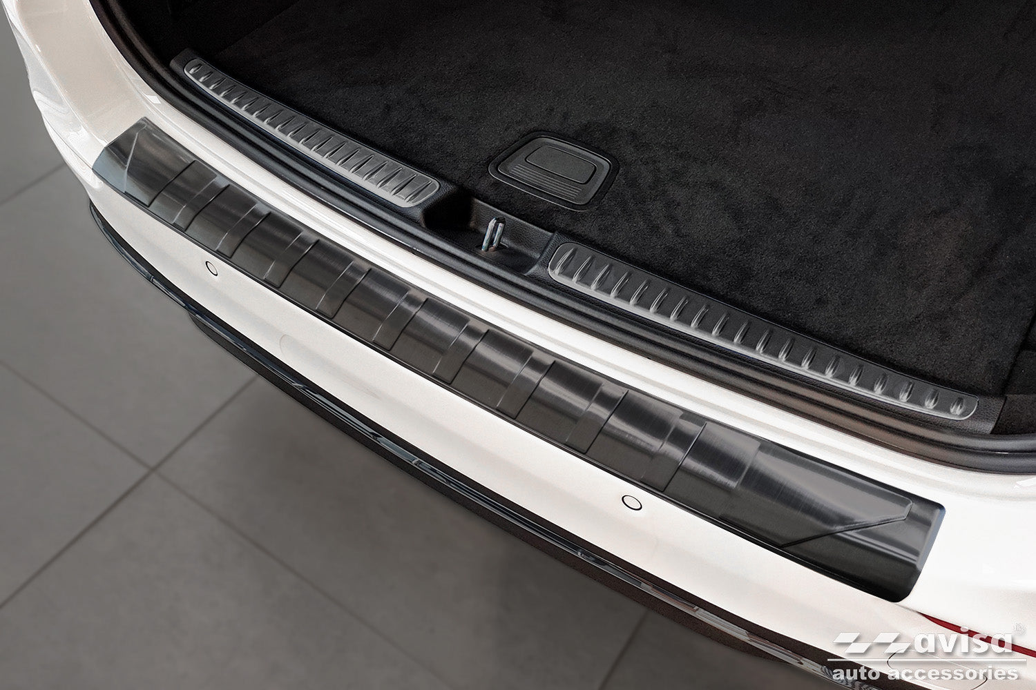 Lastskydd Mercedes C Class V Kombi S206 2021+ – Svart – detaljbild 2