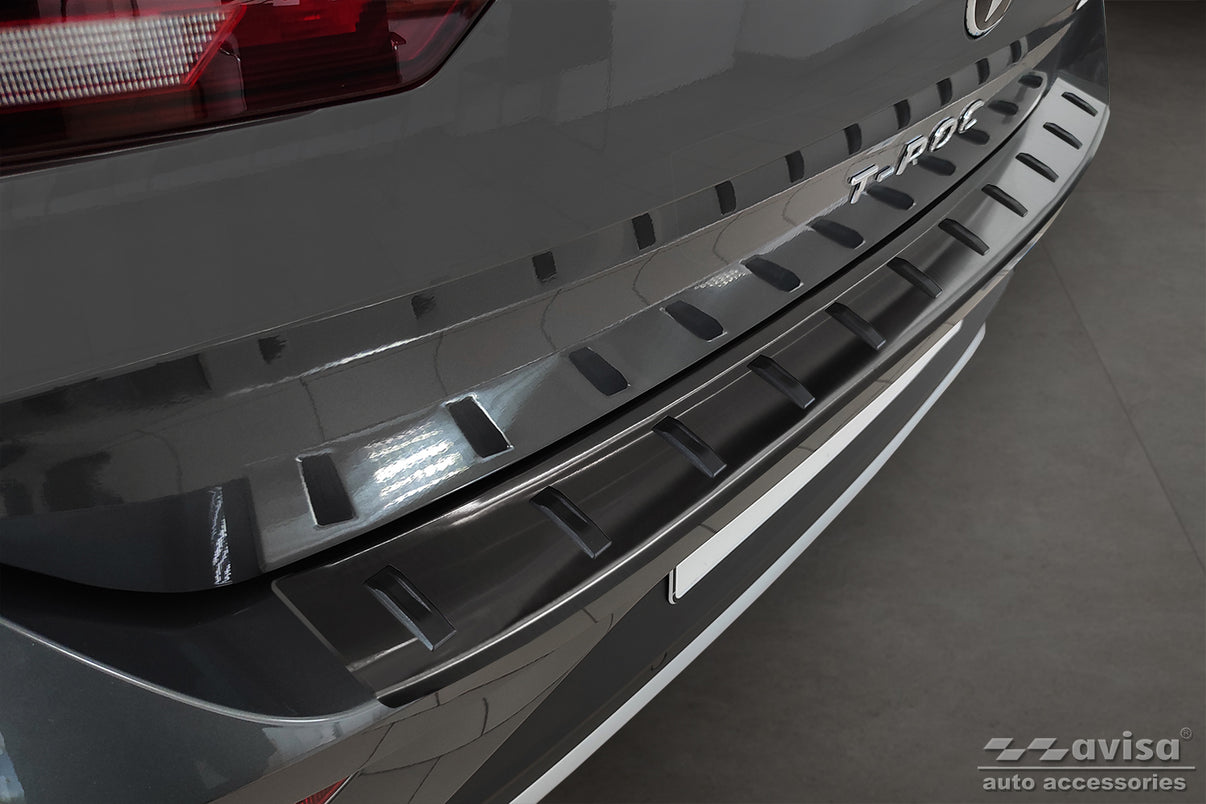 Lastskydd Strong Edition Volkswagen T-Roc/ cabrio 2017–2022, facelift 2022+ – Svart – detaljbild 3