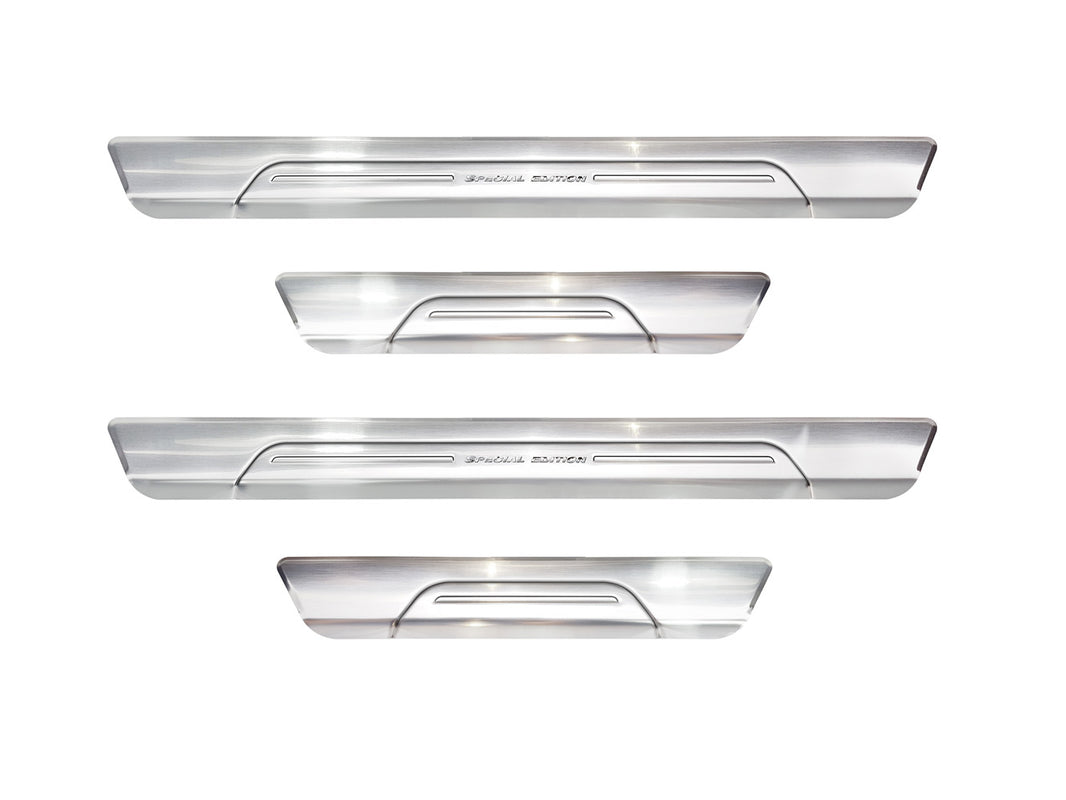 Tröskelskydd Special Edition Volkswagen Touareg III 2018–2023 facelift 2023+ – Silver satin (2/22236)