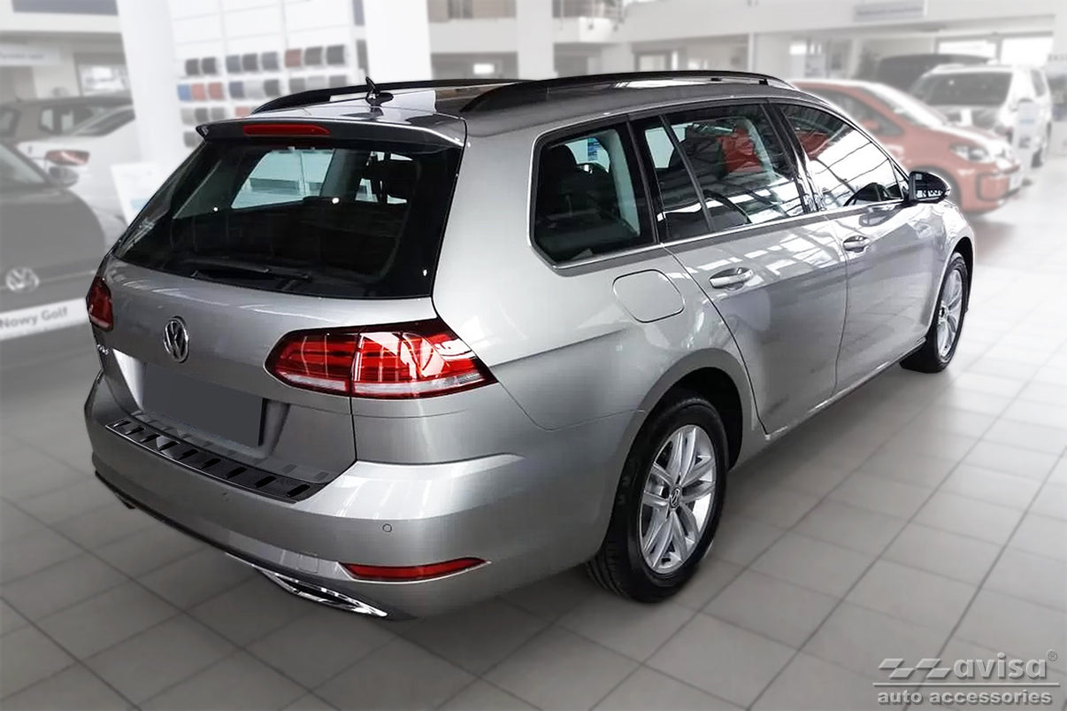 Lastskydd Strong Edition Volkswagen Golf VII Variant/ R-line facelift 2017–2019/ VW Golf Variant 2018 2020 Alltrack – Svart – detaljbild 2