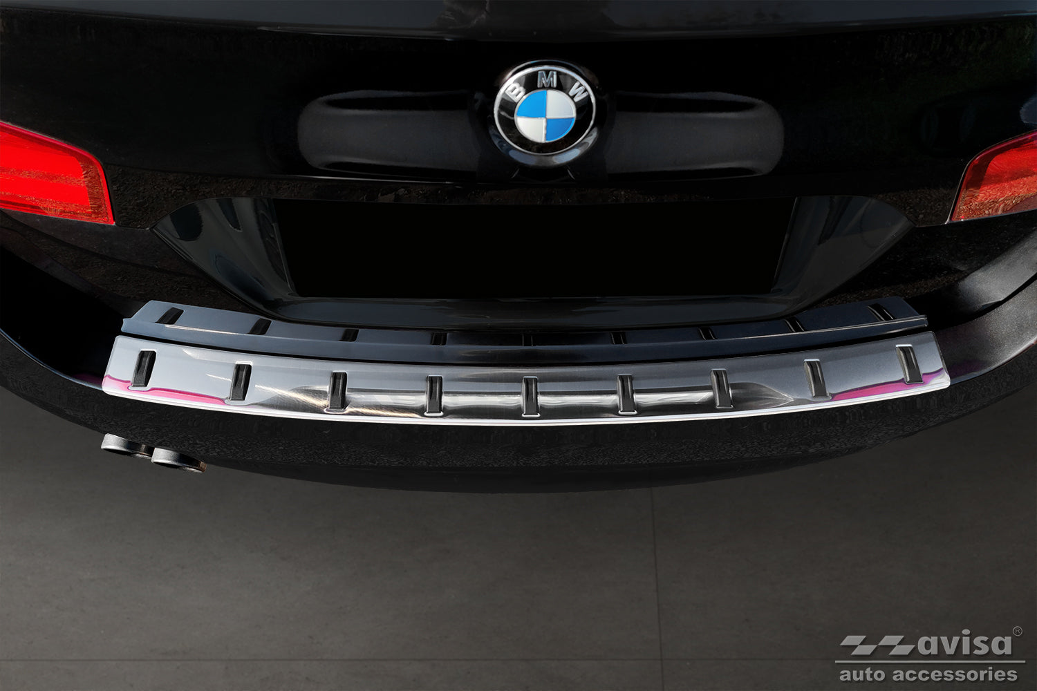 Lastskydd Strong Edition BMW 5 F11 Touring 2010–2013, facelift 2013–2017 – Silver – detaljbild 3