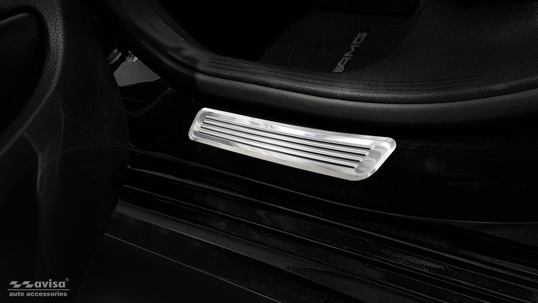 Tröskelskydd Mercedes C Class W205/ S205 2014–2019, facelift 2019+ / Mercedes C Class W206 2021+ – Spegelpolerat silver – detaljbild 3