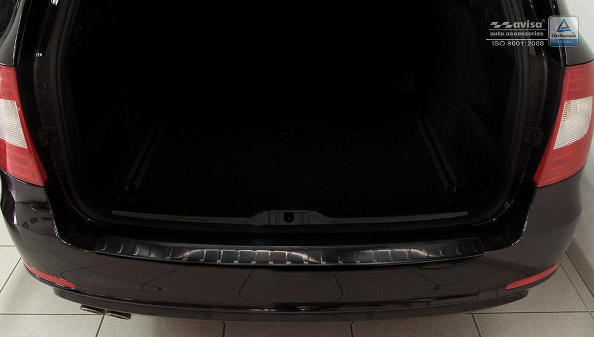Lastskydd Skoda Superb Kombi 2009–2013 – Svart – detaljbild 3