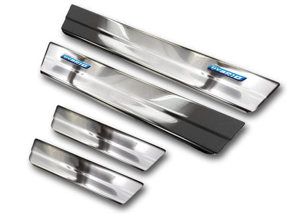 Tröskelskydd Hybrid Suzuki Across 2020+ / Toyota RAV4 V generation/ Hybrid 2018–2026 (fits also to PHEV GR version ) – Silver satin