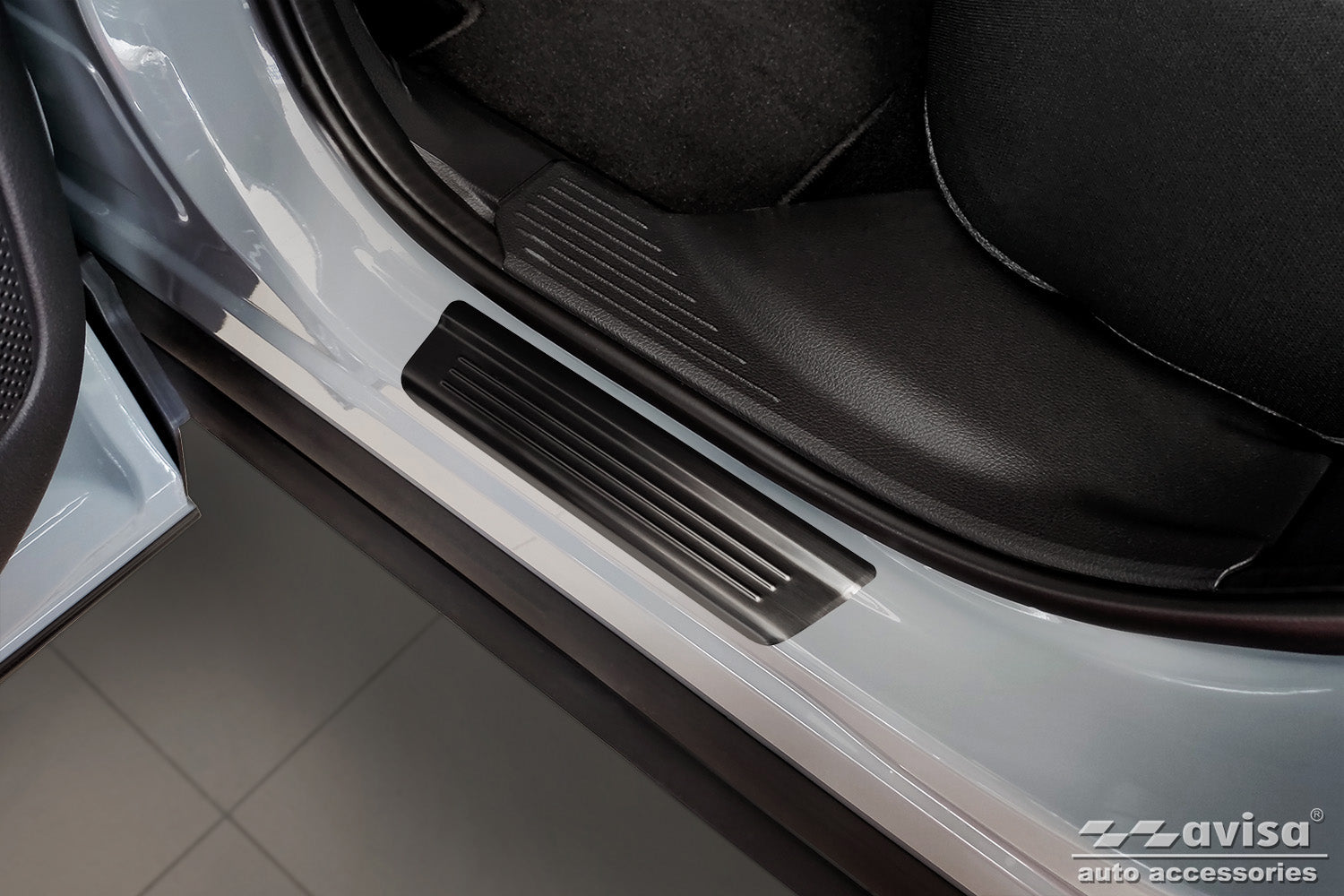 Tröskelskydd Special Edition Nissan Qashqai III crossover 2021–2024 facelift 2024+ m.fl. – Svart – detaljbild 2