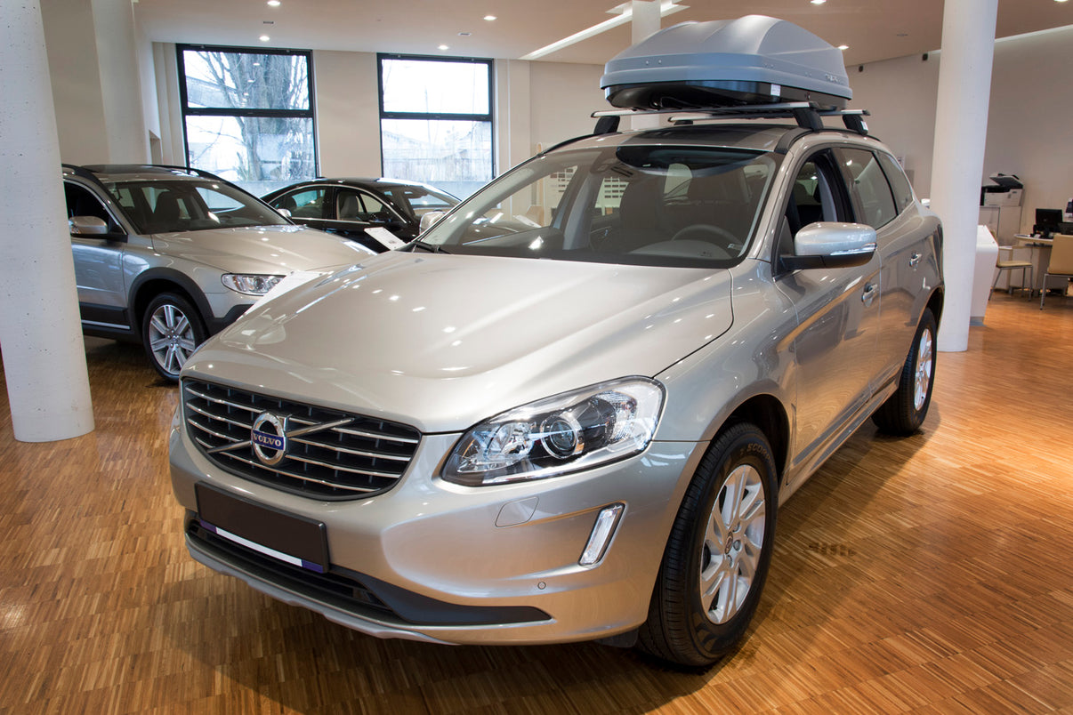 Lastskydd Volvo XC60 2013–2017 – Silver satin – detaljbild 2