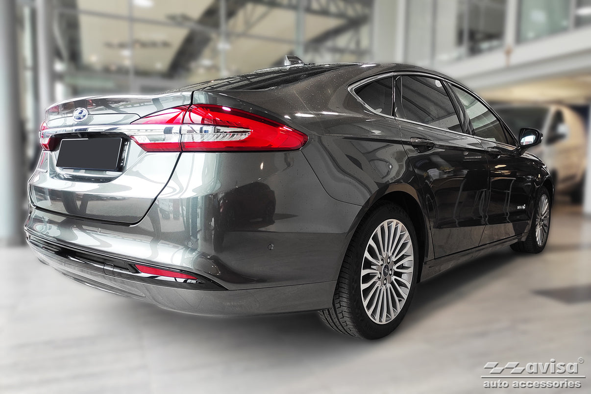 Lastskydd Ford Mondeo MK5 halvkombi 5-dörrars/ sedan 2014–2019, facelift 2019+ – Svart – detaljbild 2