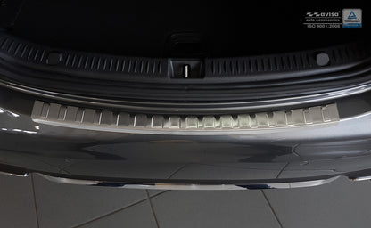 Lastskydd Mercedes E Class W213 sedan 2016–2020, facelift 2020–2023 – Silver satin – detaljbild 3