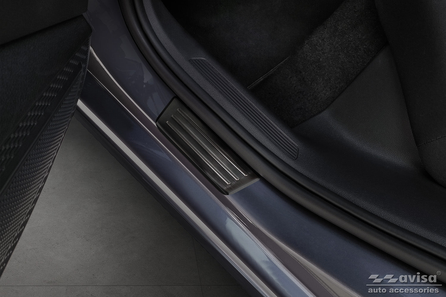 Tröskelskydd Special Edition VW Polo VI halvkombi 2017+facelift 2021+ – Svart – detaljbild 2