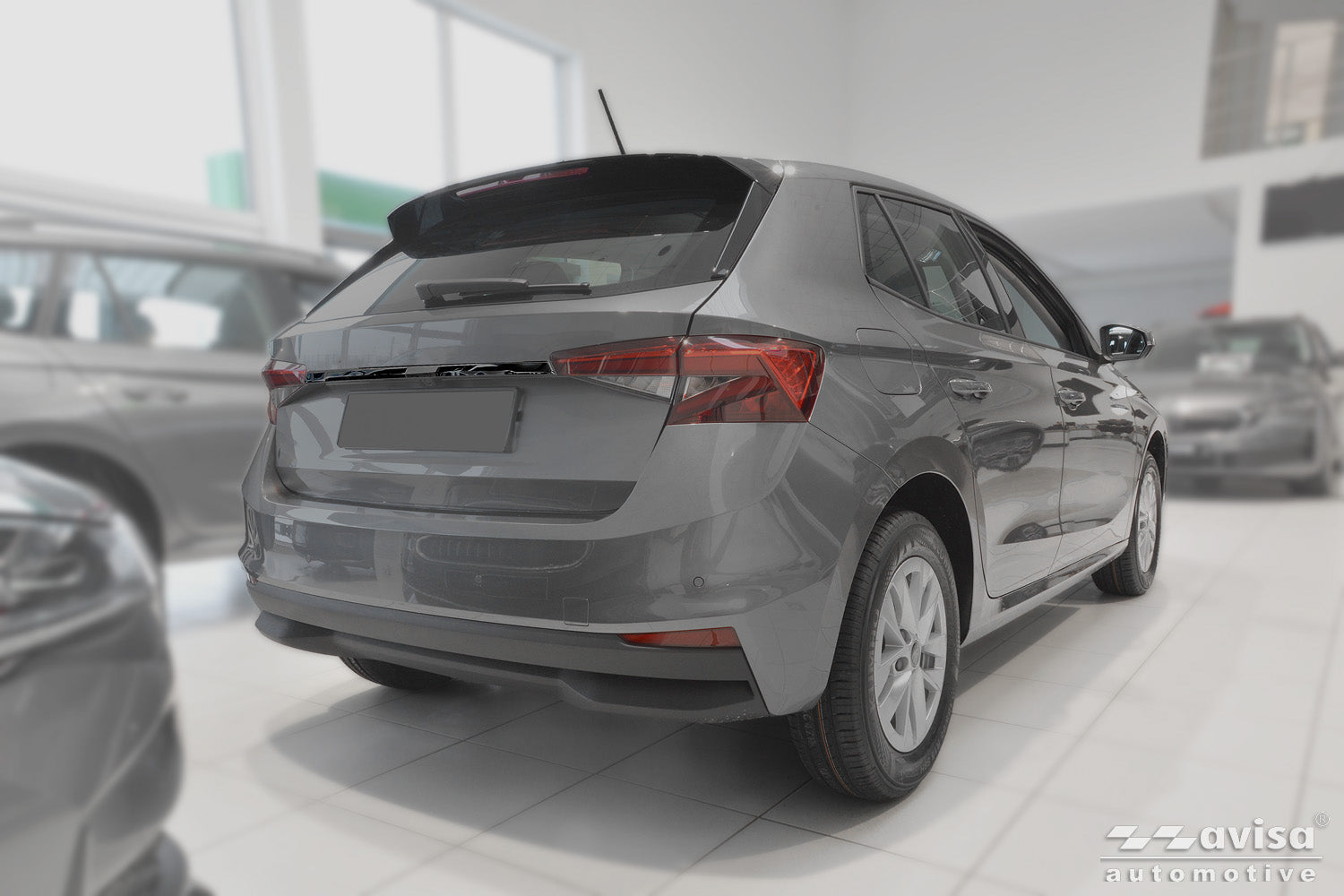Bakluckelist Skoda Fabia IV 2021+ – Spegelblank svart – detaljbild 2