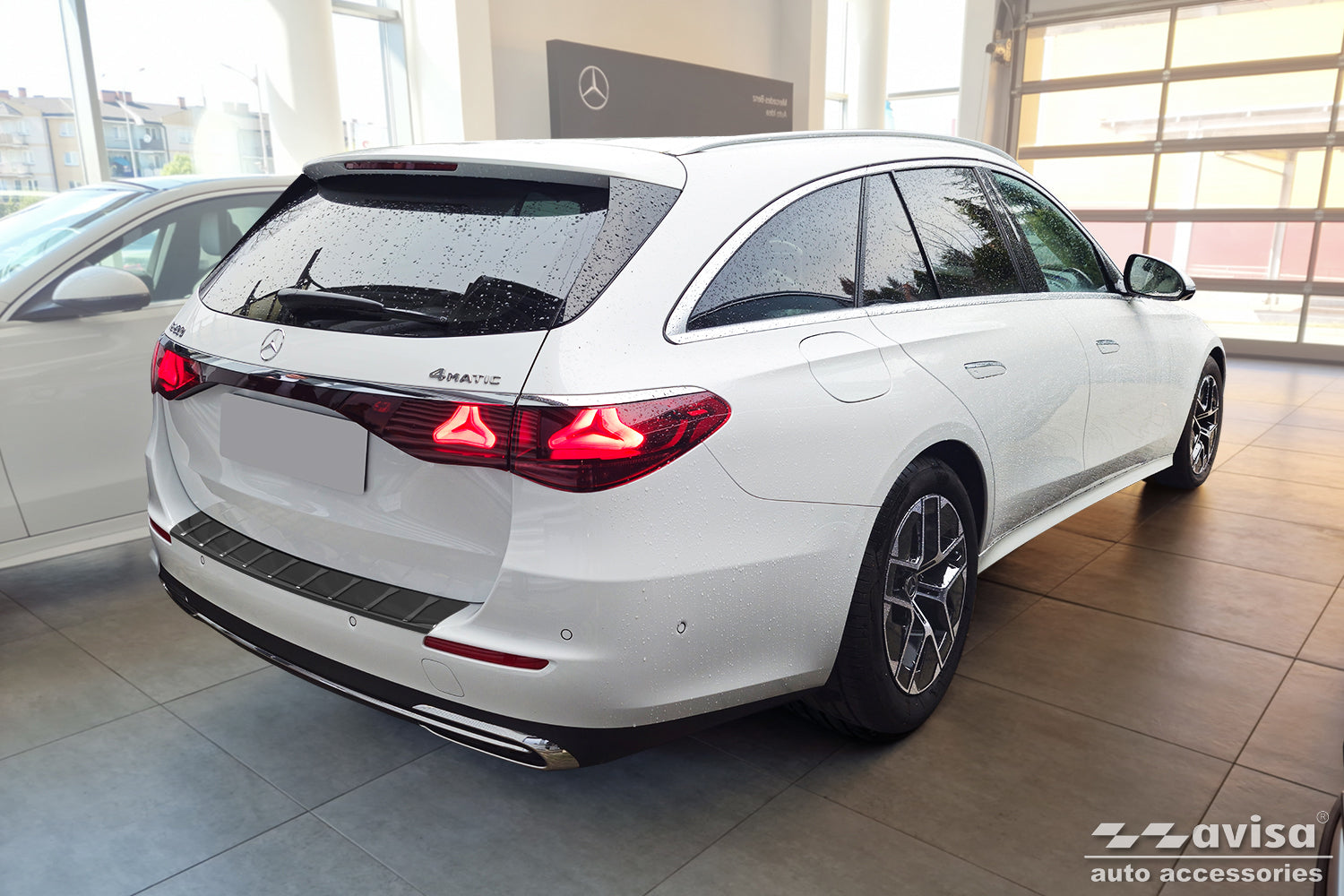 Lastskydd Mercedes E- Klasa VI Kombi (S214) 2023+ – Svart – detaljbild 2