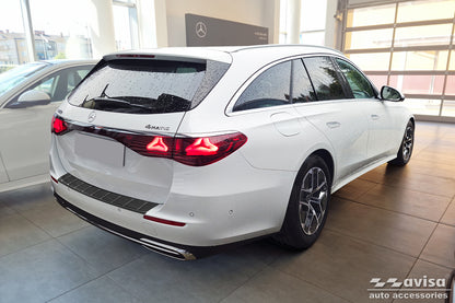 Lastskydd Mercedes E- Klasa VI Kombi (S214) 2023+ – Svart – detaljbild 2