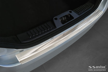 Lastskydd Ford Fiesta VII halvkombi 3-dörrars/ 5-dörrars/ van 3-dörrars 2008–2012, facelift 2012–2017 – Silver satin – detaljbild 3