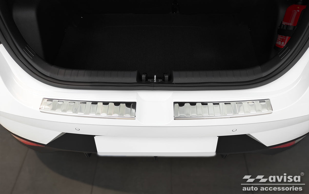 Lastskydd Hyundai i20 III halvkombi 5-dörrars 2020–2023 facelift 2023+ – Silver satin – detaljbild 3