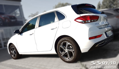 Lastskydd Hyundai i30 III halvkombi 5-dörrars facelift 2020+ – Silver satin – detaljbild 2