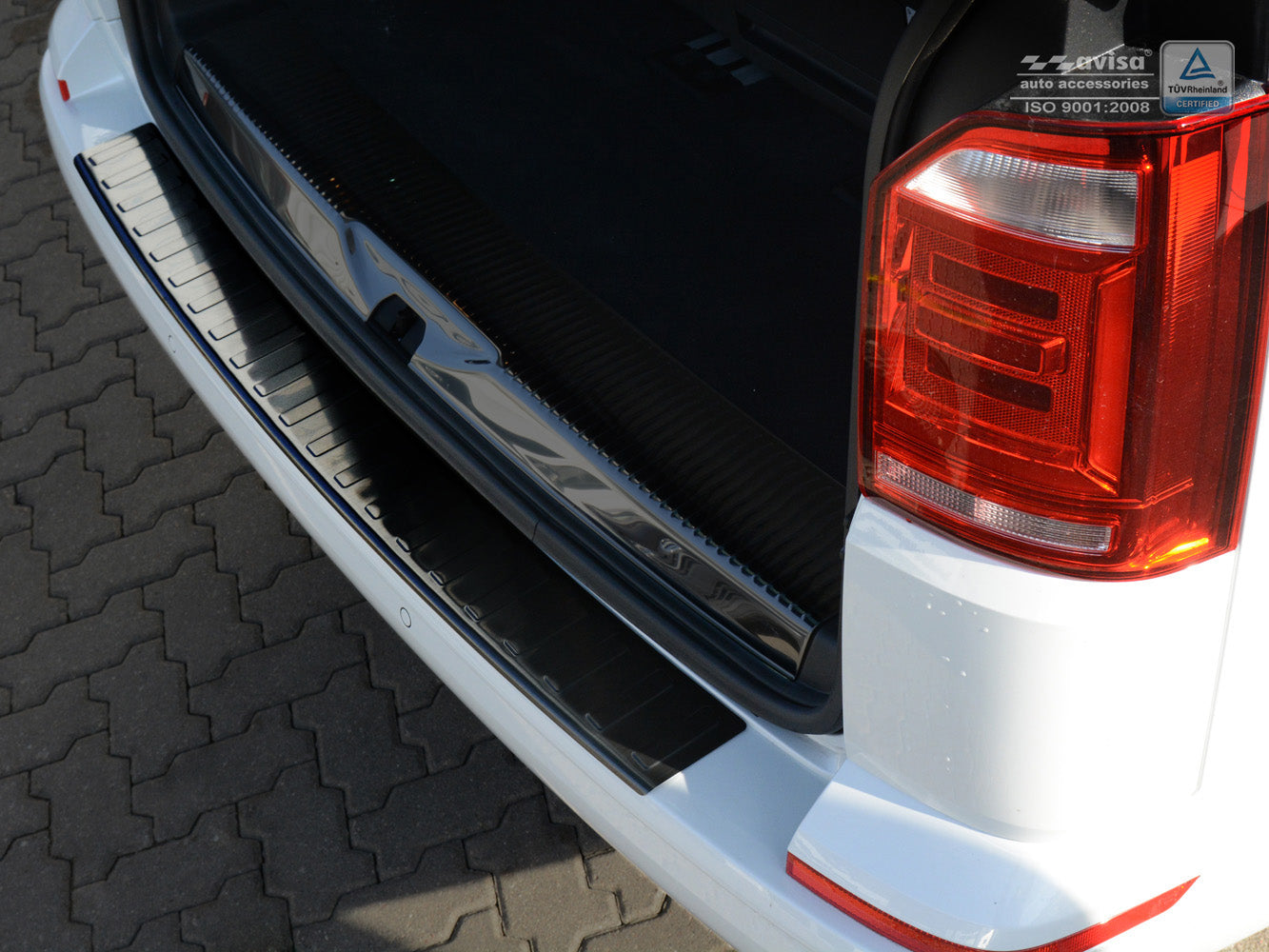 Lastskydd Volkswagen Transporter T6/ T6.1, Caravelle T6/ T6.1 (fits to versionen med one bak dörr) 2015–2019, facelift 2019–2024 – Svart – detaljbild 3