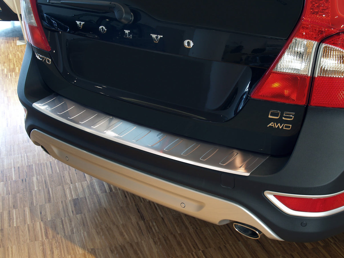 Lastskydd Volvo XC70 2007–2013 – Silver satin – detaljbild 3