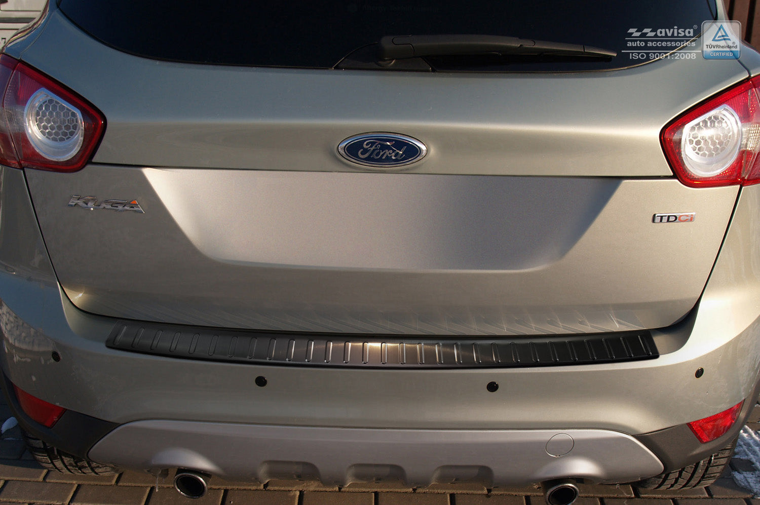 Lastskydd Ford Kuga I 2008–2013 – Svart – detaljbild 3