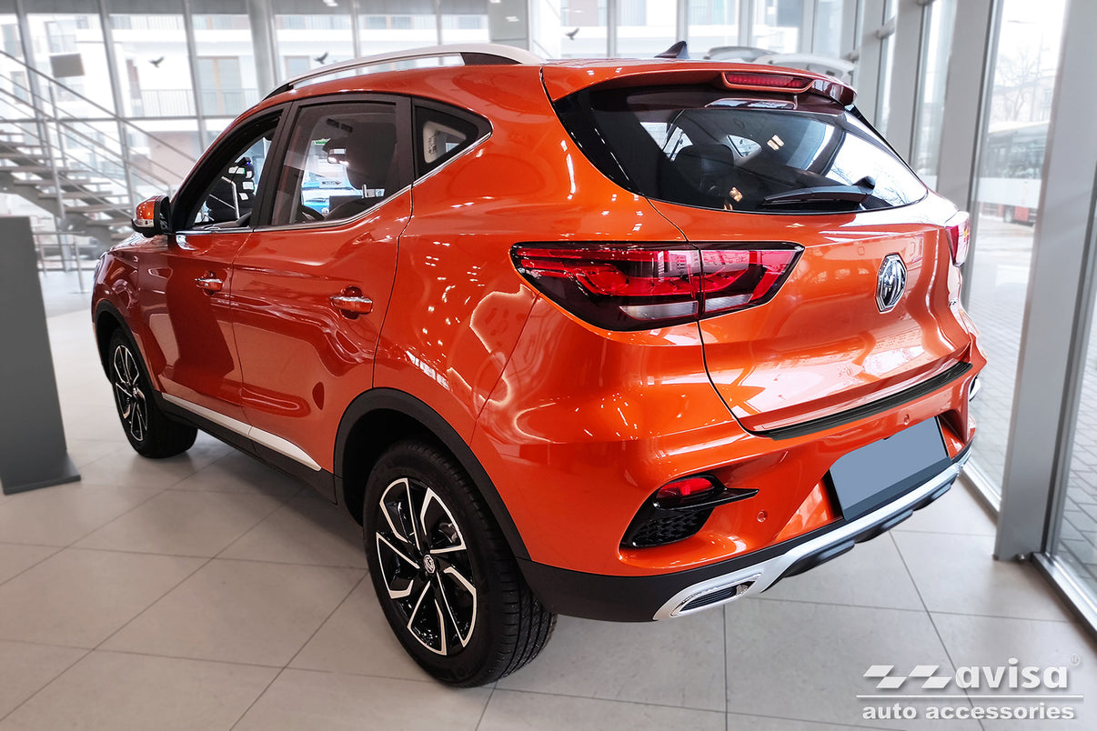 Lastskydd MG ZS facelift 2019–2024/ MG ZS EV facelift 2021–2024 (engrave British facelift ag) – Svart – detaljbild 2