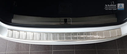 Lastskydd Audi A4 B9 Avant/ S-line 2015–2019, facelift 2019+ / Audi S4 Avant 2015–2019, facelift 2019+ – Silver satin