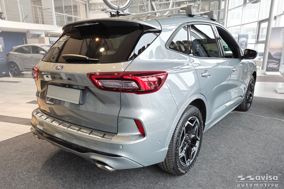 Lastskydd Strong Edition Ford Kuga III ST-Line/ Hybrid/ Vignale 2019–2024, facelift 2024+ – Silver satin – detaljbild 2