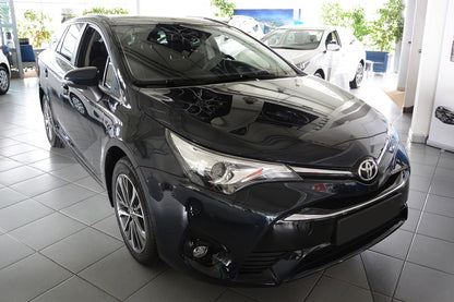 Lastskydd Toyota Avensis III Kombi facelift 2015+ – Silver satin – detaljbild 2