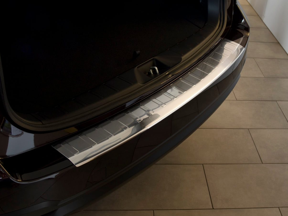 Lastskydd Subaru Forester IV 2012–2015, facelift 2015–2018 – Silver satin – detaljbild 2