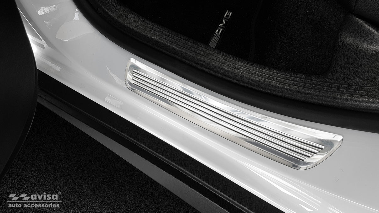 Tröskelskydd Mercedes Glc/ Glc Coupe 2015–2019, facelift 2019+ – Spegelpolerat silver – detaljbild 3