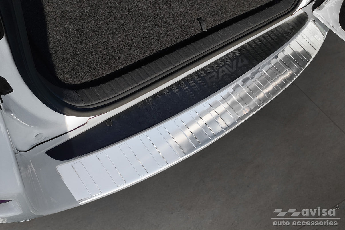 Lastskydd Toyota RAV4 III 2005–2008, facelift 2008–2012 – Silver satin – detaljbild 3