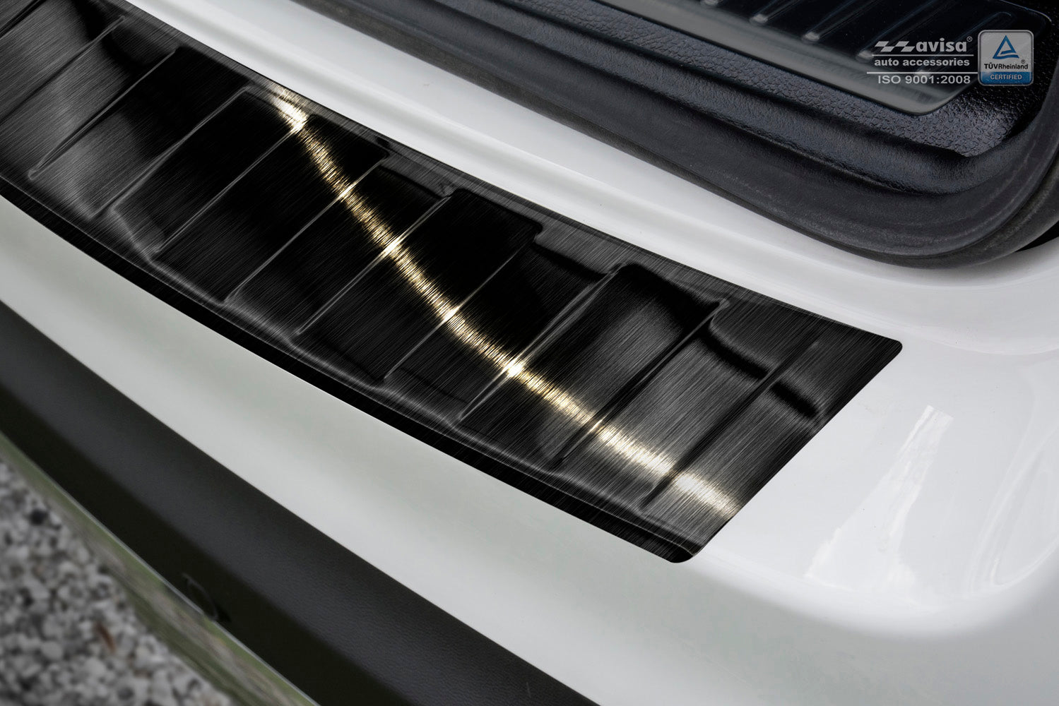 Lastskydd Mercedes Glc (X253) 5-dörrars/ Hybrid 2015–2019, facelift 2019–2022 – Svart – detaljbild 2