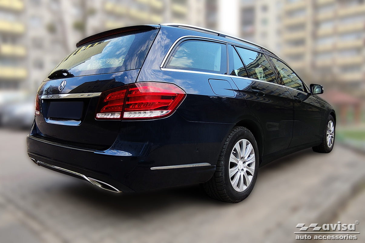 Lastskydd Mercedes E Class W212 Kombi 2013–2015, facelift 2015–2016 – Svart – detaljbild 2