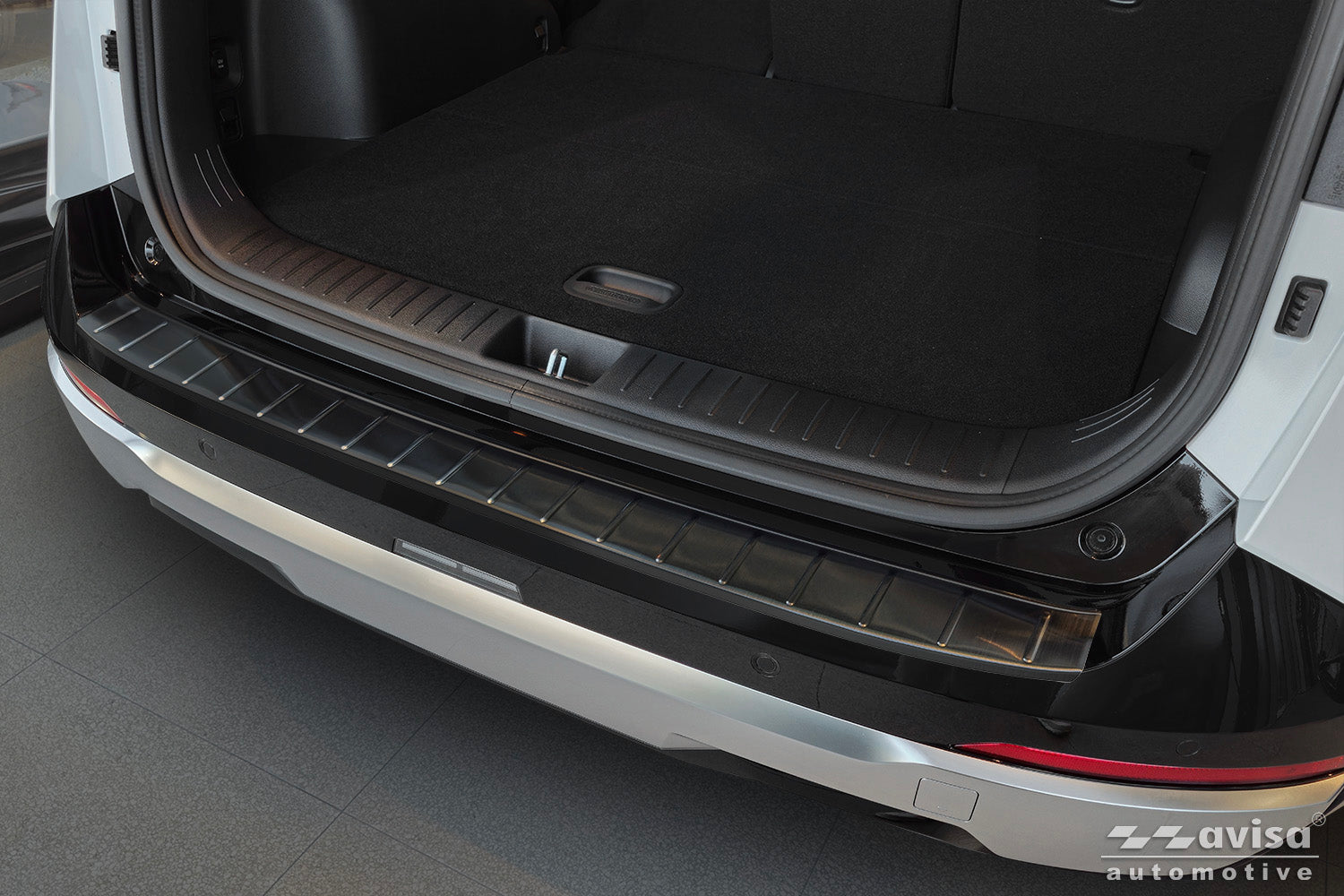 Lastskydd Kia Sportage V facelift 2025+ > – Svart – detaljbild 3