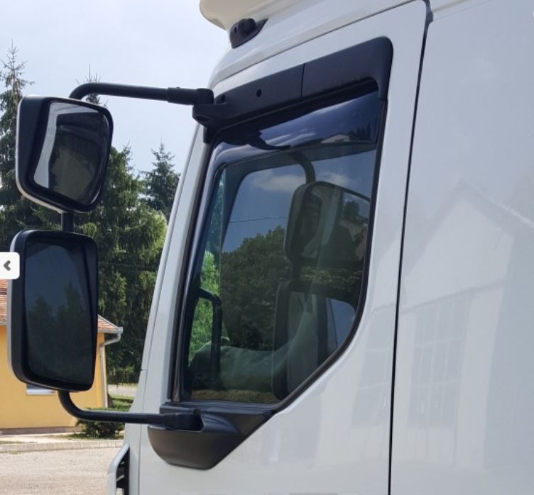 Szatuna modellanpassade vindavvisare för lastbil