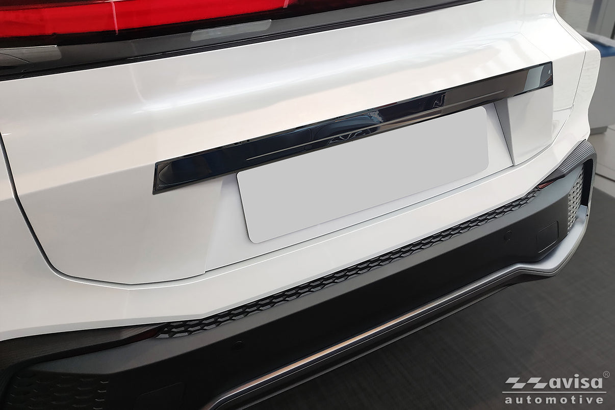 Bakluckelist Toyota C-Hr II (X20) 2023+ – Spegelblank svart – detaljbild 3