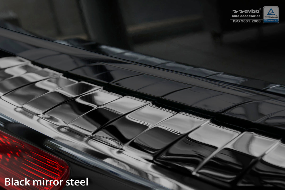 Lastskydd Audi Q5 2008–2012, facelift 2012–2016 / Audi SQ5 2013+ – Spegelblank svart – detaljbild 2