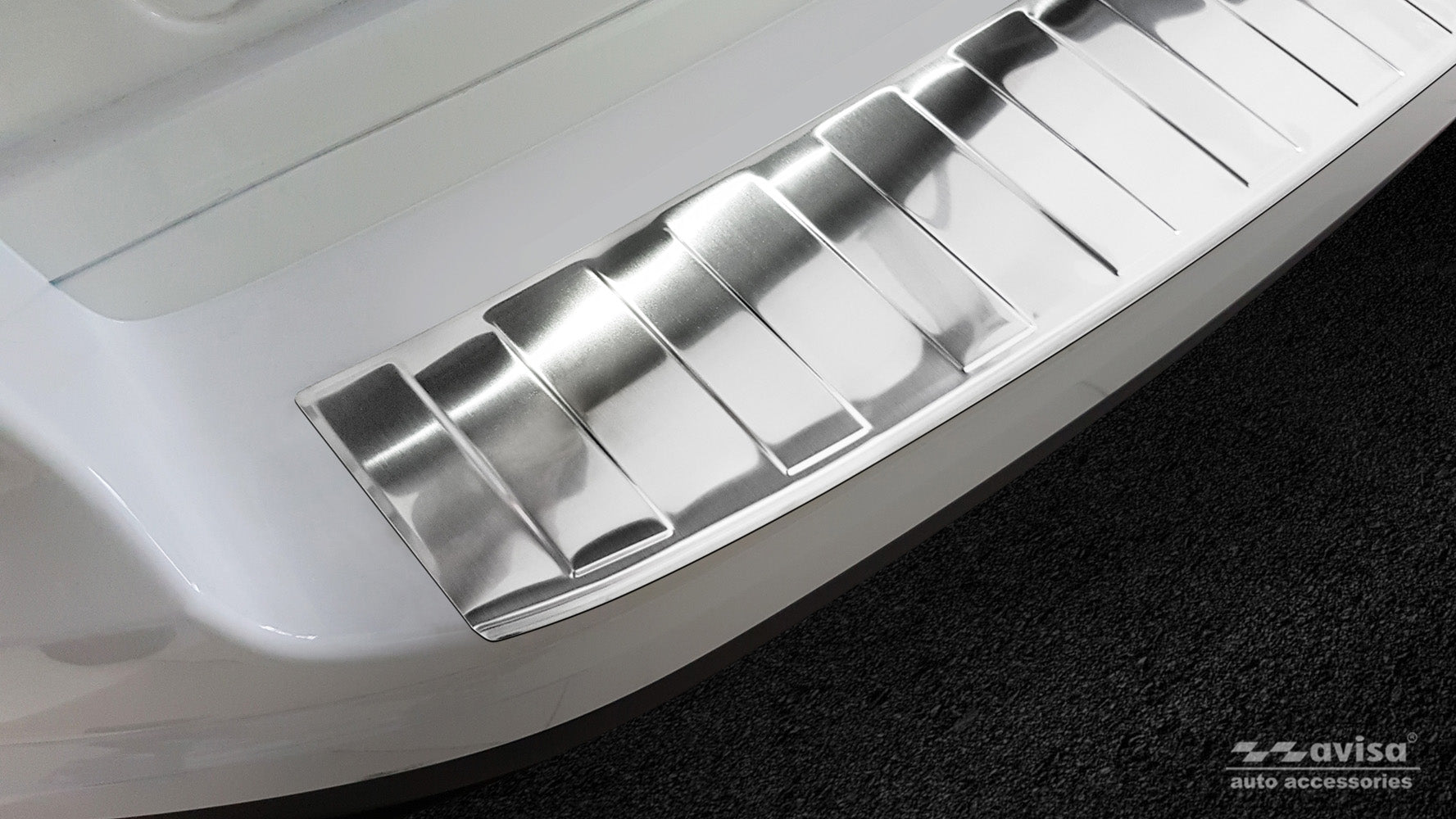 Lastskydd Fiat 500 L facelift 2017+ – Silver satin – detaljbild 3